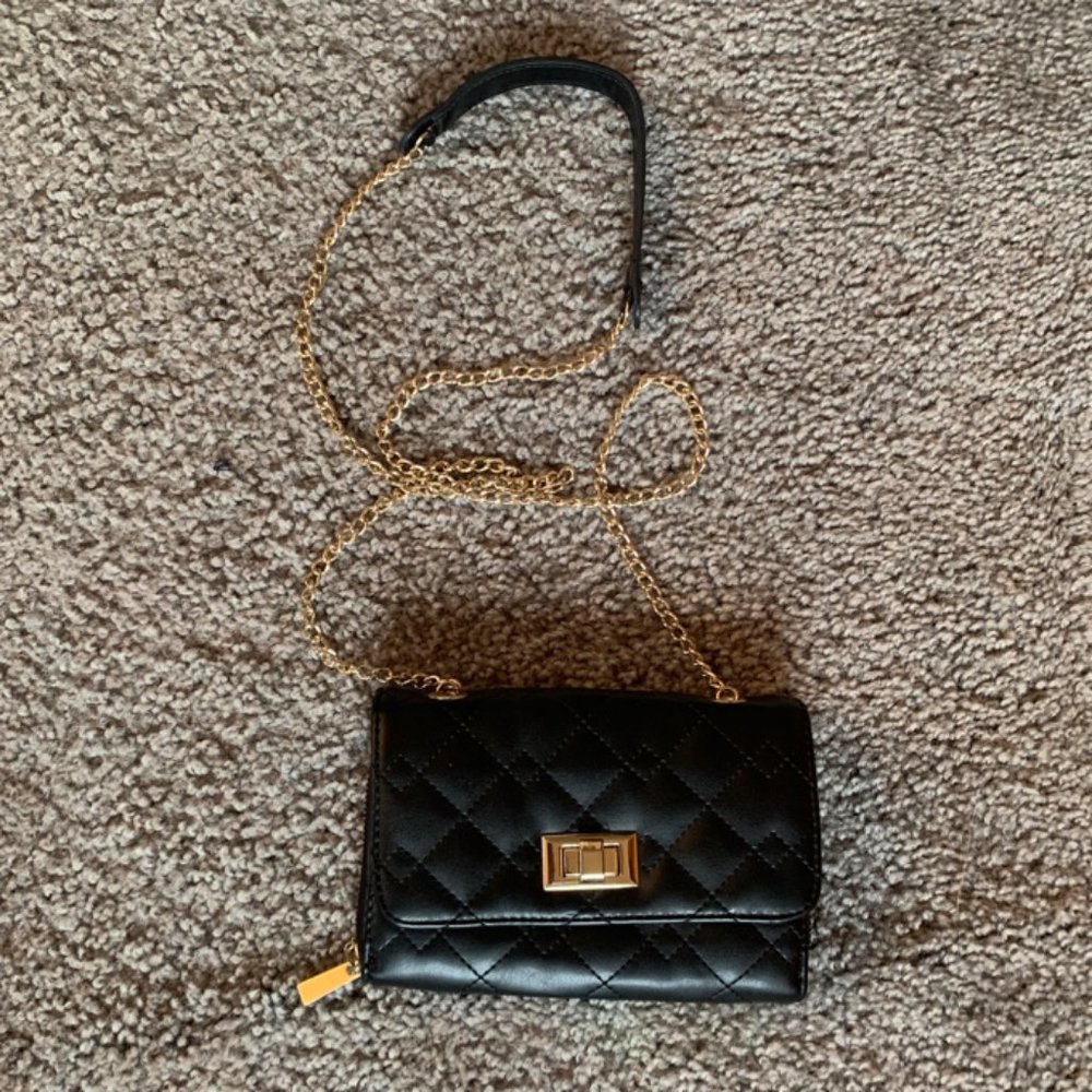 Mossimo Black Quilted Clutch